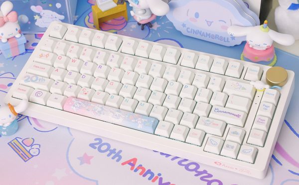 Akko Cinnamoroll Keyboard